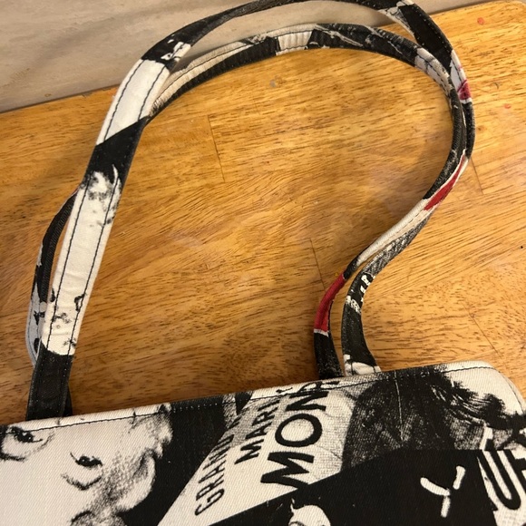 Vintage Marilyn Monroe & Elvis Presley Black and Red Rose Women'sBag - Picture 13 of 13